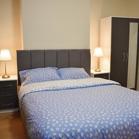 Birmingham City Centre Room In Edgbaston Near Stadium, Free Parking Buitenkant foto